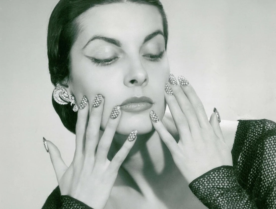 Bejewelled nails - the ultimate high jewellery statement?